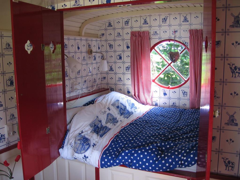 Someren Pipowagen Camping Puur Genieten B&B 객실 사진
