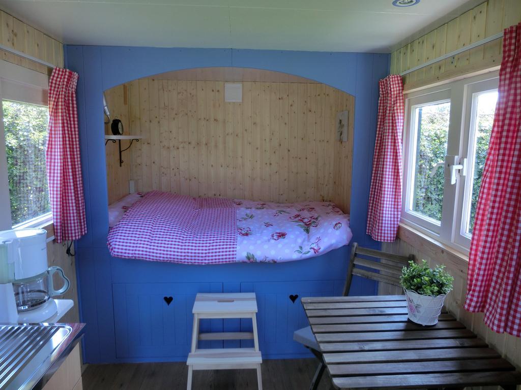 Someren Pipowagen Camping Puur Genieten B&B 객실 사진