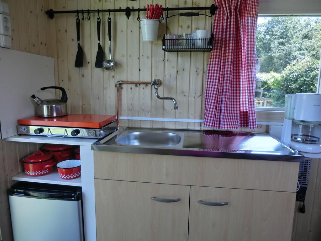 Someren Pipowagen Camping Puur Genieten B&B 객실 사진